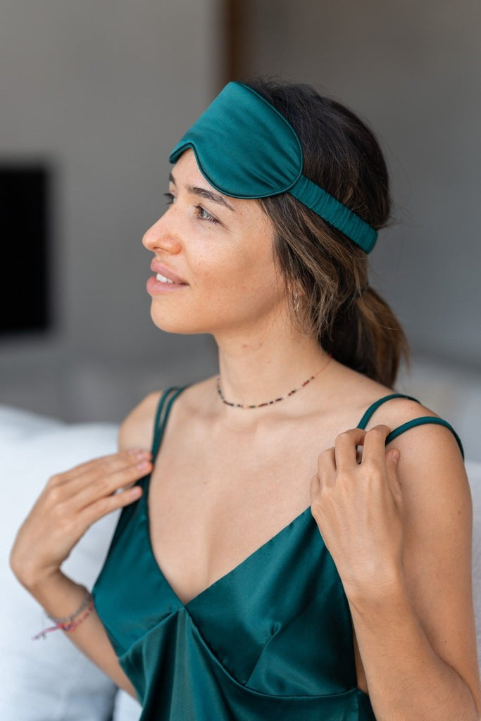 Emerald Green Silk Eye Mask - Lé Silk